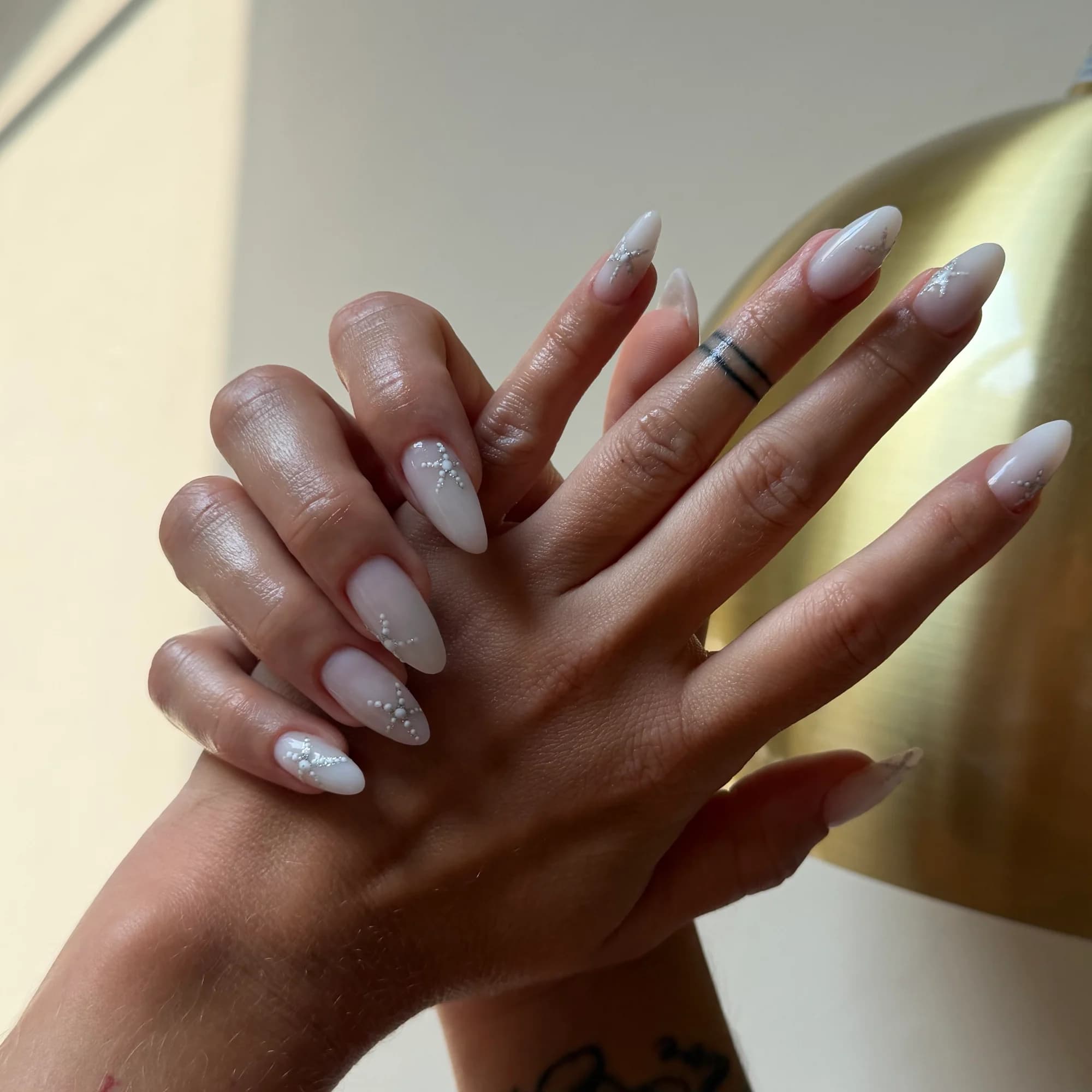 Pose gel et nail art par Reines Room, prothésiste ongulaire à Mérignac — création 11